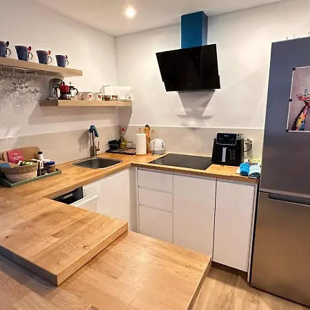 Air-conditioned, Remarkably Beautiful Apartment, Fibre Wi-fi, Pool